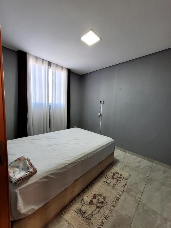 Apartamento Em Londrina Privado Com 2 Quartos De Casal Com Utensilios Garagem E Wifi公寓 外观 照片