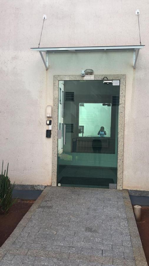 Apartamento Em Londrina Privado Com 2 Quartos De Casal Com Utensilios Garagem E Wifi公寓 外观 照片